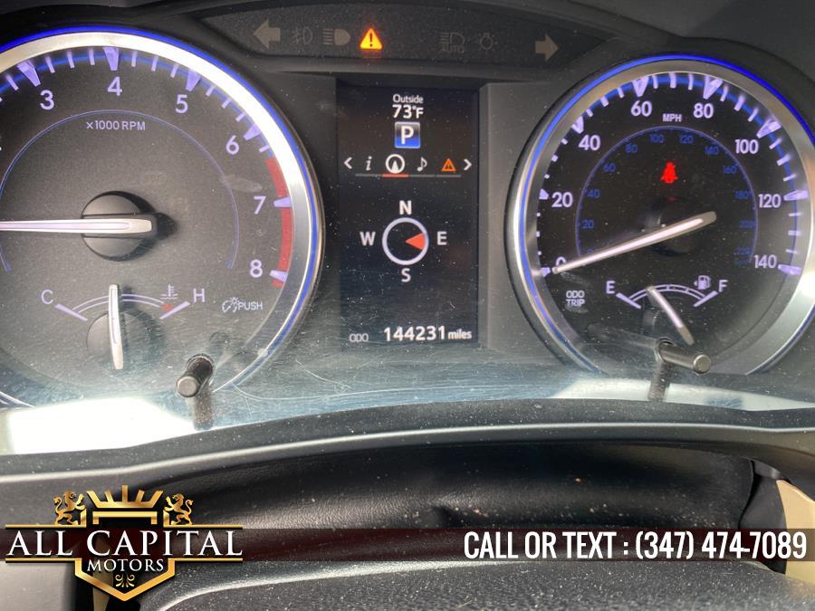 Used Toyota Highlander AWD 4dr V6 XLE 2014 | All Capital Motors. Brooklyn, New York Used Toyota Highlander AWD 4dr V6 XLE 2014 | All Capital Motors. Brooklyn, New York