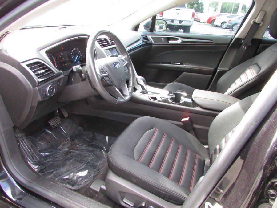 Used Ford Fusion 4dr Sdn SE FWD 2014 | United Auto Sales of E Windsor, Inc. East Windsor, Connecticut Used Ford Fusion 4dr Sdn SE FWD 2014 | United Auto Sales of E Windsor, Inc. East Windsor, Connecticut