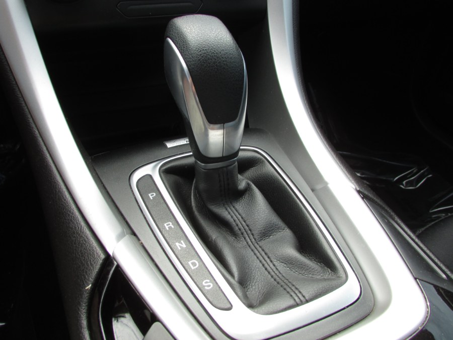 Used Ford Fusion 4dr Sdn SE FWD 2014 | United Auto Sales of E Windsor, Inc. East Windsor, Connecticut Used Ford Fusion 4dr Sdn SE FWD 2014 | United Auto Sales of E Windsor, Inc. East Windsor, Connecticut