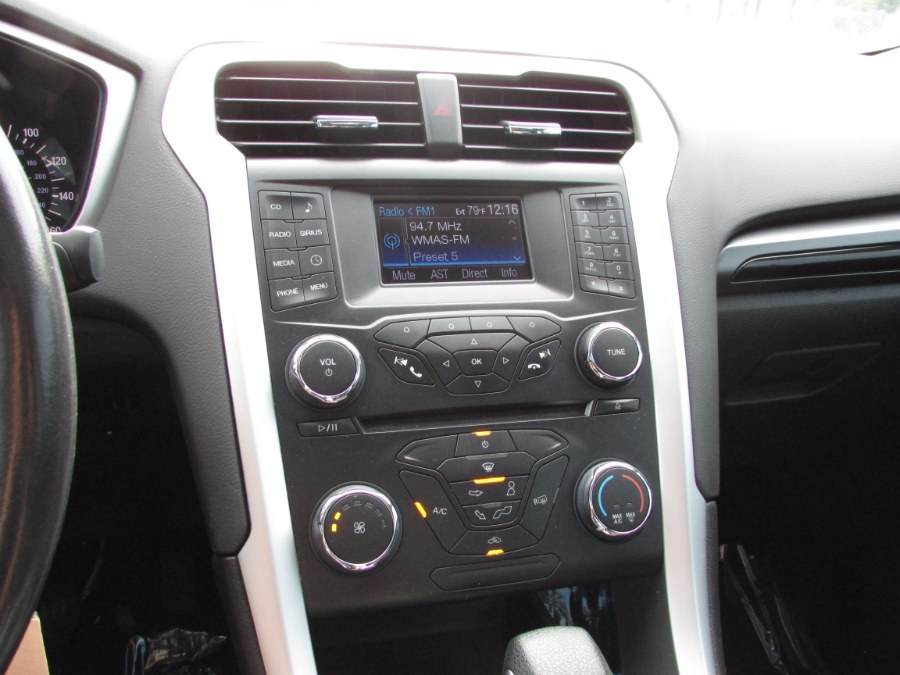 Used Ford Fusion 4dr Sdn SE FWD 2014 | United Auto Sales of E Windsor, Inc. East Windsor, Connecticut Used Ford Fusion 4dr Sdn SE FWD 2014 | United Auto Sales of E Windsor, Inc. East Windsor, Connecticut