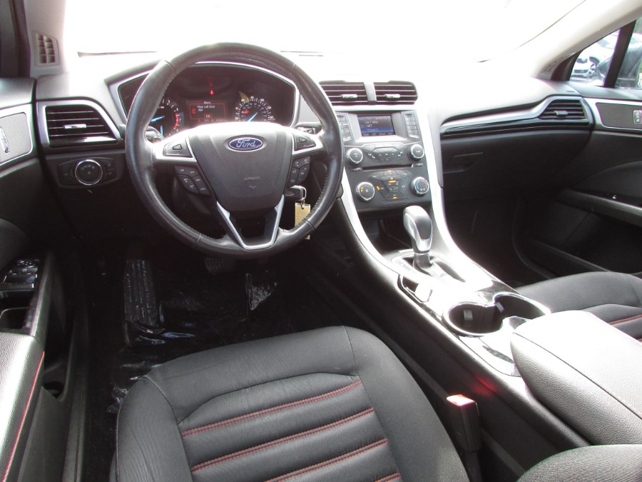 Used Ford Fusion 4dr Sdn SE FWD 2014 | United Auto Sales of E Windsor, Inc. East Windsor, Connecticut Used Ford Fusion 4dr Sdn SE FWD 2014 | United Auto Sales of E Windsor, Inc. East Windsor, Connecticut