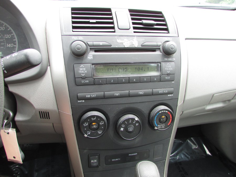 2009 Toyota Corolla 4dr Sdn Auto LE (Natl), available for sale in East Windsor, Connecticut | United Auto Sales of E Windsor, Inc. East Windsor, Connecticut 2009 Toyota Corolla 4dr Sdn Auto LE (Natl), available for sale in East Windsor, Connecticut | United Auto Sales of E Windsor, Inc. East Windsor, Connecticut