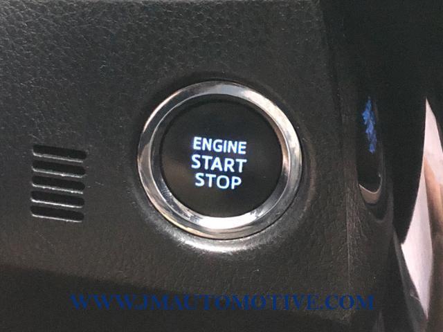2018 Toyota Corolla SE CVT, available for sale in Naugatuck, Connecticut | J&M Automotive Sls&Svc LLC. Naugatuck, Connecticut 2018 Toyota Corolla SE CVT, available for sale in Naugatuck, Connecticut | J&M Automotive Sls&Svc LLC. Naugatuck, Connecticut