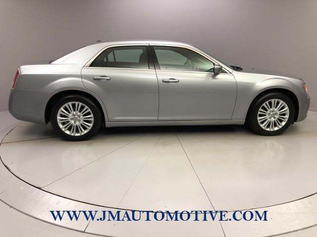Used Chrysler 300 4dr Sdn AWD 2014 | J&M Automotive Sls&Svc LLC. Naugatuck, Connecticut Used Chrysler 300 4dr Sdn AWD 2014 | J&M Automotive Sls&Svc LLC. Naugatuck, Connecticut