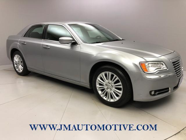 Used Chrysler 300 4dr Sdn AWD 2014 | J&M Automotive Sls&Svc LLC. Naugatuck, Connecticut Used Chrysler 300 4dr Sdn AWD 2014 | J&M Automotive Sls&Svc LLC. Naugatuck, Connecticut