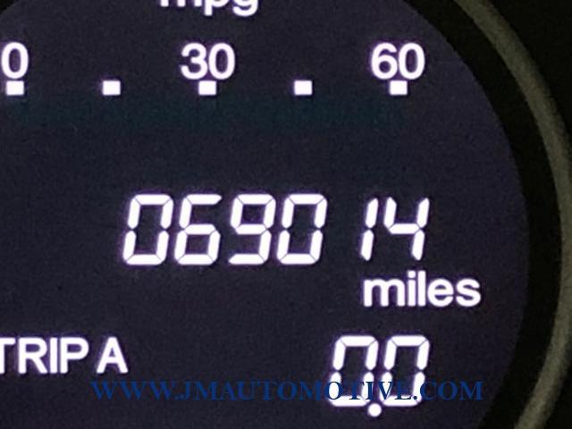 2014 Honda Cr-v AWD 5dr LX, available for sale in Naugatuck, Connecticut | J&M Automotive Sls&Svc LLC. Naugatuck, Connecticut 2014 Honda Cr-v AWD 5dr LX, available for sale in Naugatuck, Connecticut | J&M Automotive Sls&Svc LLC. Naugatuck, Connecticut