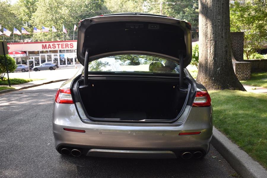 2019 Maserati Quattroporte S Q4 GranLusso AWD 4dr Sedan, available for sale in Great Neck, New York | Camy Cars. Great Neck, New York 2019 Maserati Quattroporte S Q4 GranLusso AWD 4dr Sedan, available for sale in Great Neck, New York | Camy Cars. Great Neck, New York