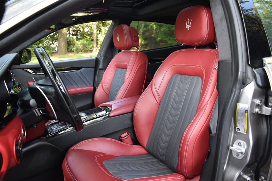 2019 Maserati Quattroporte S Q4 GranLusso AWD 4dr Sedan, available for sale in Great Neck, New York | Camy Cars. Great Neck, New York 2019 Maserati Quattroporte S Q4 GranLusso AWD 4dr Sedan, available for sale in Great Neck, New York | Camy Cars. Great Neck, New York