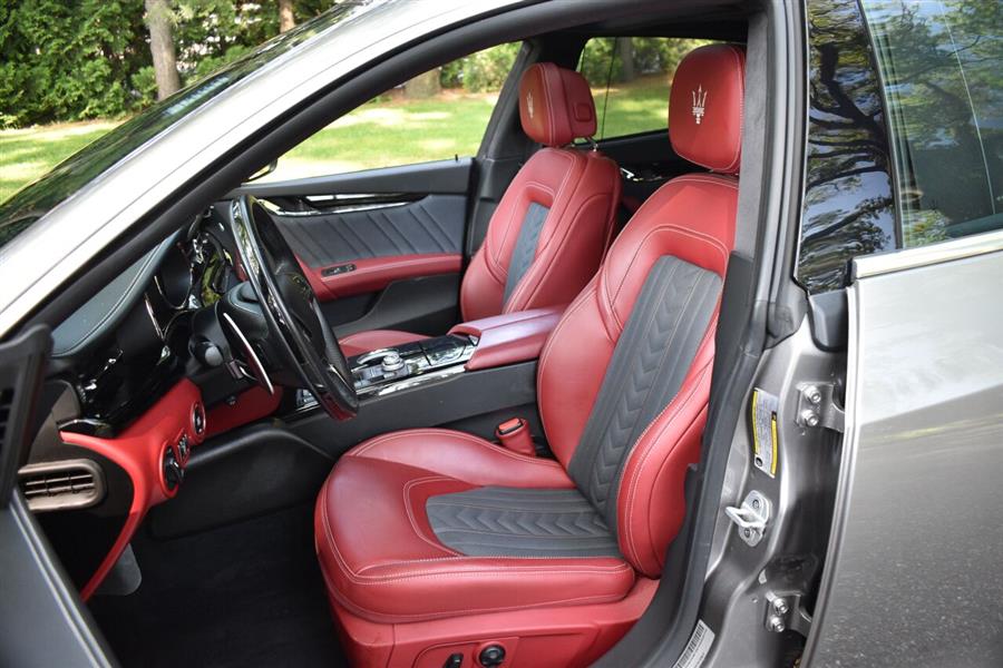 2019 Maserati Quattroporte S Q4 GranLusso AWD 4dr Sedan, available for sale in Great Neck, New York | Camy Cars. Great Neck, New York 2019 Maserati Quattroporte S Q4 GranLusso AWD 4dr Sedan, available for sale in Great Neck, New York | Camy Cars. Great Neck, New York