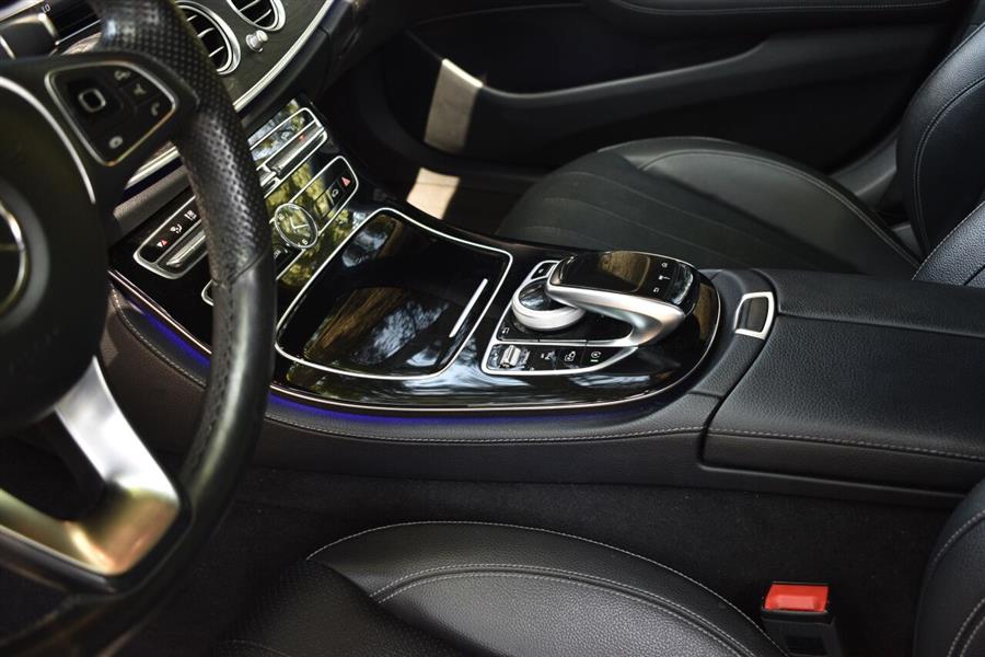 2017 Mercedes-benz E-class E 300 4MATIC AWD 4dr Sedan, available for sale in Great Neck, New York | Camy Cars. Great Neck, New York 2017 Mercedes-benz E-class E 300 4MATIC AWD 4dr Sedan, available for sale in Great Neck, New York | Camy Cars. Great Neck, New York