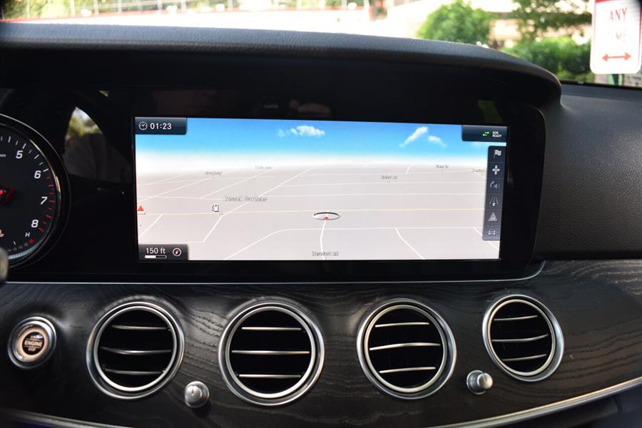 2017 Mercedes-benz E-class E 300 4MATIC AWD 4dr Sedan, available for sale in Great Neck, New York | Camy Cars. Great Neck, New York 2017 Mercedes-benz E-class E 300 4MATIC AWD 4dr Sedan, available for sale in Great Neck, New York | Camy Cars. Great Neck, New York