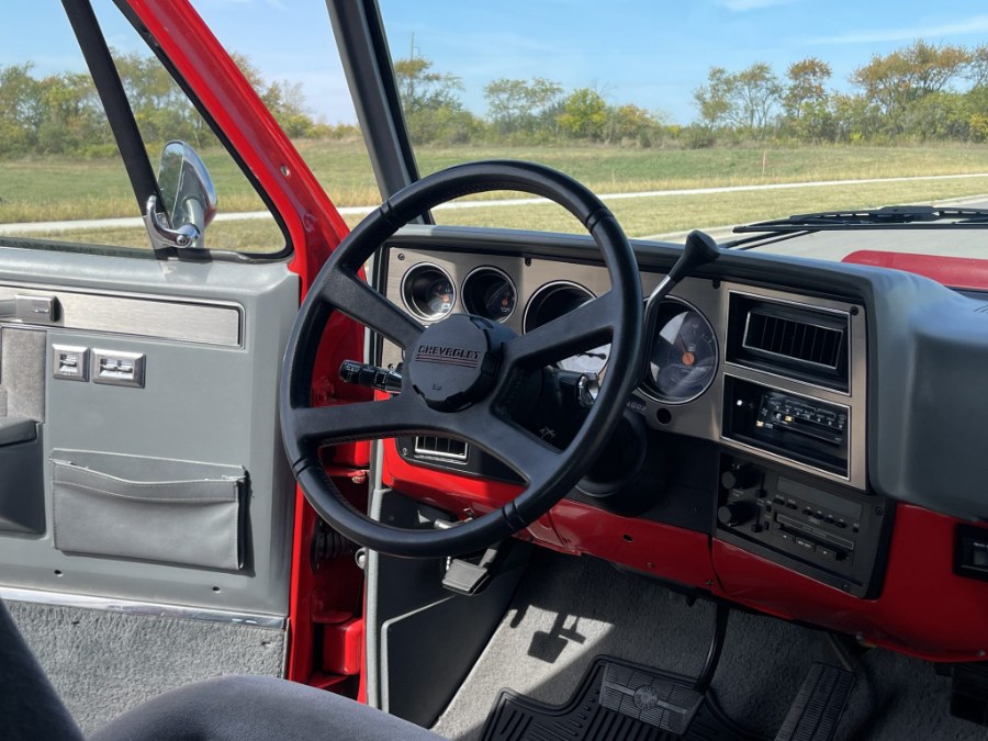 1989 Chevrolet Blazer V10 4WD, available for sale in Darien, Wisconsin | Geneva Motor Cars. Darien, Wisconsin 1989 Chevrolet Blazer V10 4WD, available for sale in Darien, Wisconsin | Geneva Motor Cars. Darien, Wisconsin