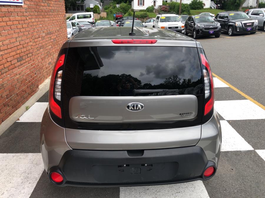 2015 Kia Soul 5dr Wgn Manual, available for sale in Waterbury, Connecticut | National Auto Brokers, Inc.. Waterbury, Connecticut 2015 Kia Soul 5dr Wgn Manual, available for sale in Waterbury, Connecticut | National Auto Brokers, Inc.. Waterbury, Connecticut