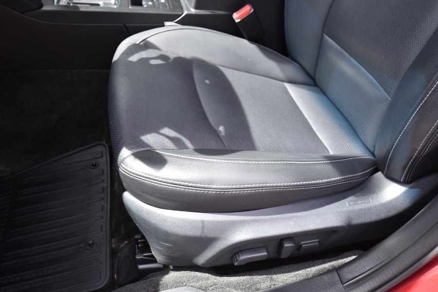 Used Subaru Legacy 4dr Sdn 2.5i Limited PZEV 2015 | Highline Car Connection. Waterbury, Connecticut Used Subaru Legacy 4dr Sdn 2.5i Limited PZEV 2015 | Highline Car Connection. Waterbury, Connecticut