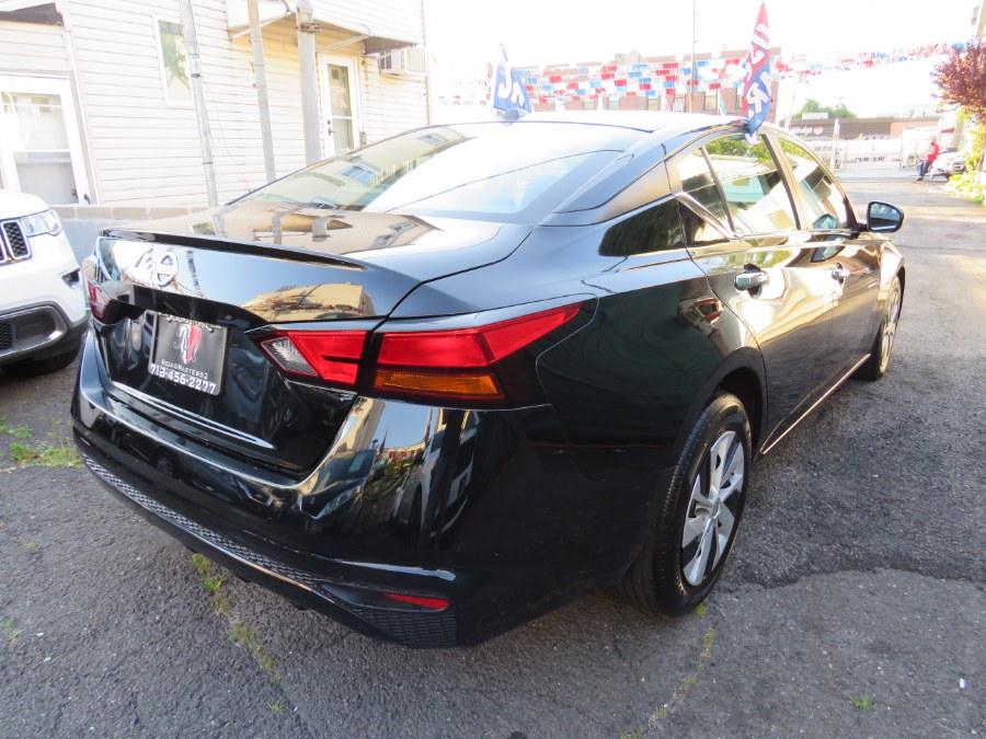 Used Nissan Altima 2.5 S Sedan 2020 | Road Masters II INC. Middle Village, New York Used Nissan Altima 2.5 S Sedan 2020 | Road Masters II INC. Middle Village, New York