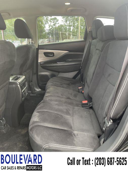 Used Nissan Murano SV Sport Utility 4D 2018 | Boulevard Motors LLC. New Haven, Connecticut Used Nissan Murano SV Sport Utility 4D 2018 | Boulevard Motors LLC. New Haven, Connecticut