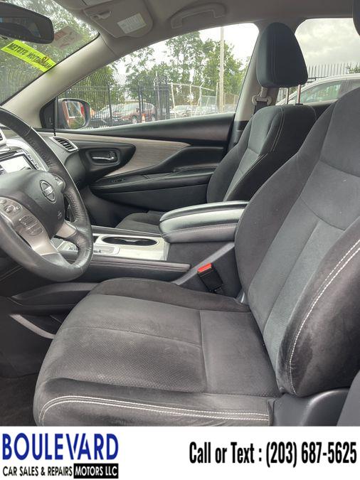 Used Nissan Murano SV Sport Utility 4D 2018 | Boulevard Motors LLC. New Haven, Connecticut Used Nissan Murano SV Sport Utility 4D 2018 | Boulevard Motors LLC. New Haven, Connecticut