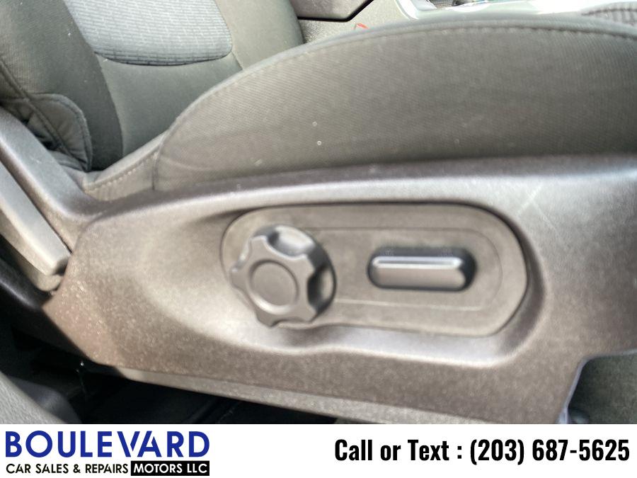 Used Ford Explorer XLT Sport Utility 4D 2014 | Boulevard Motors LLC. New Haven, Connecticut Used Ford Explorer XLT Sport Utility 4D 2014 | Boulevard Motors LLC. New Haven, Connecticut