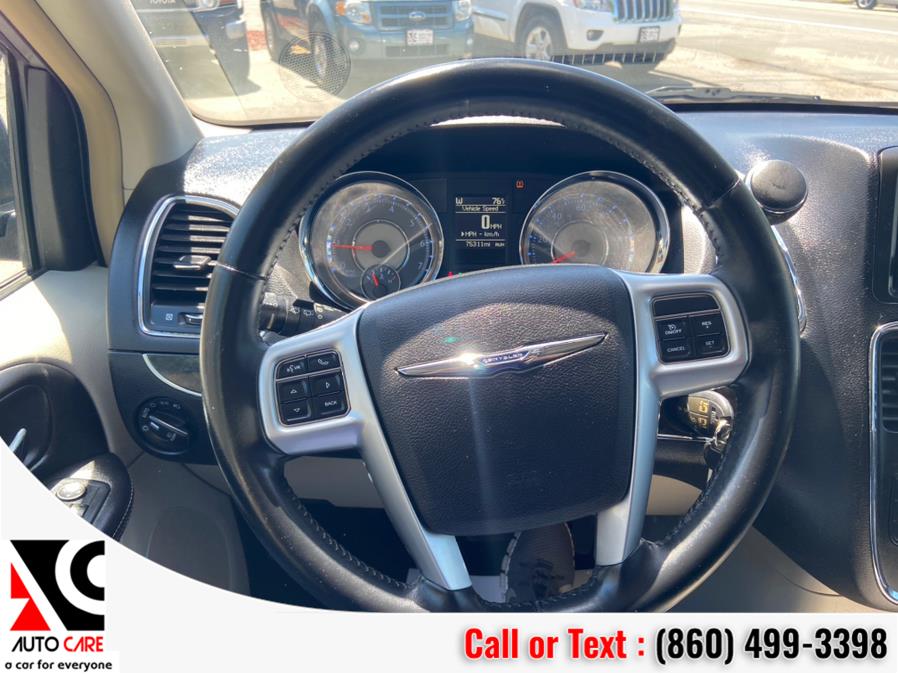 Used Chrysler Town & Country 4dr Wgn Touring 2013 | Auto Care Motors. Vernon , Connecticut Used Chrysler Town & Country 4dr Wgn Touring 2013 | Auto Care Motors. Vernon , Connecticut