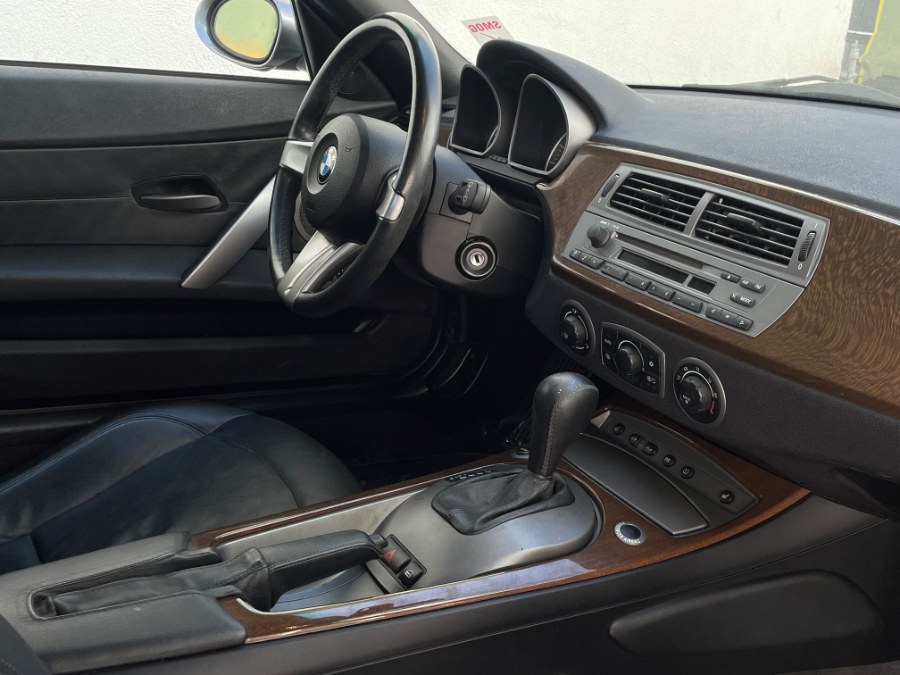 Used BMW Z4 Z4 2dr Roadster 2.5i 2003 | Green Light Auto. Corona, California Used BMW Z4 Z4 2dr Roadster 2.5i 2003 | Green Light Auto. Corona, California