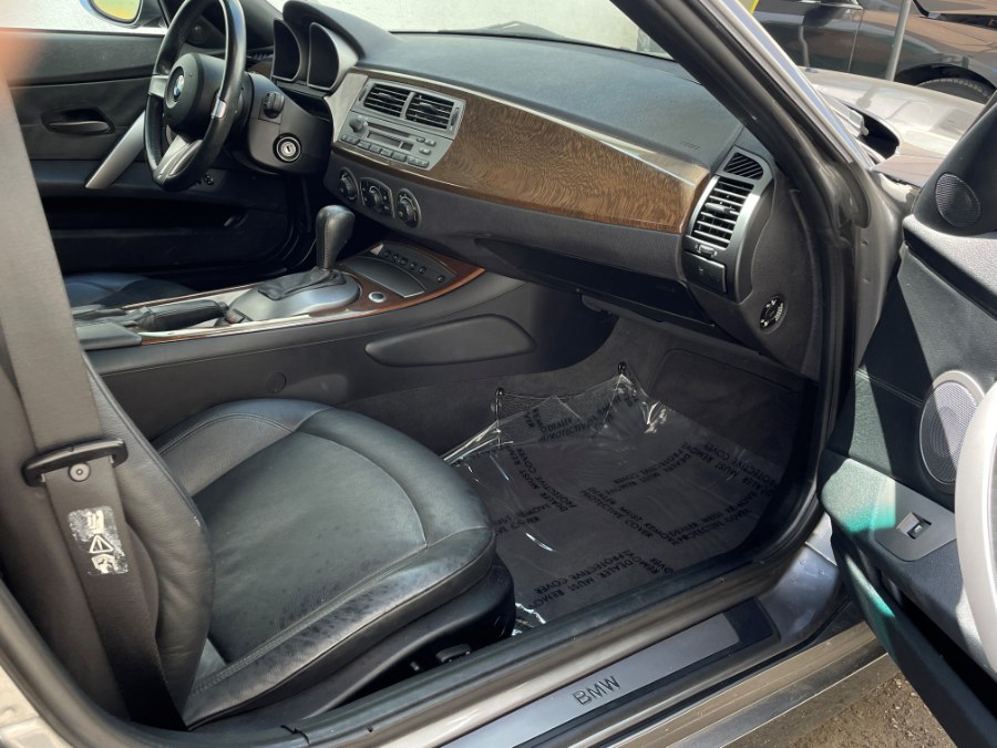 Used BMW Z4 Z4 2dr Roadster 2.5i 2003 | Green Light Auto. Corona, California Used BMW Z4 Z4 2dr Roadster 2.5i 2003 | Green Light Auto. Corona, California