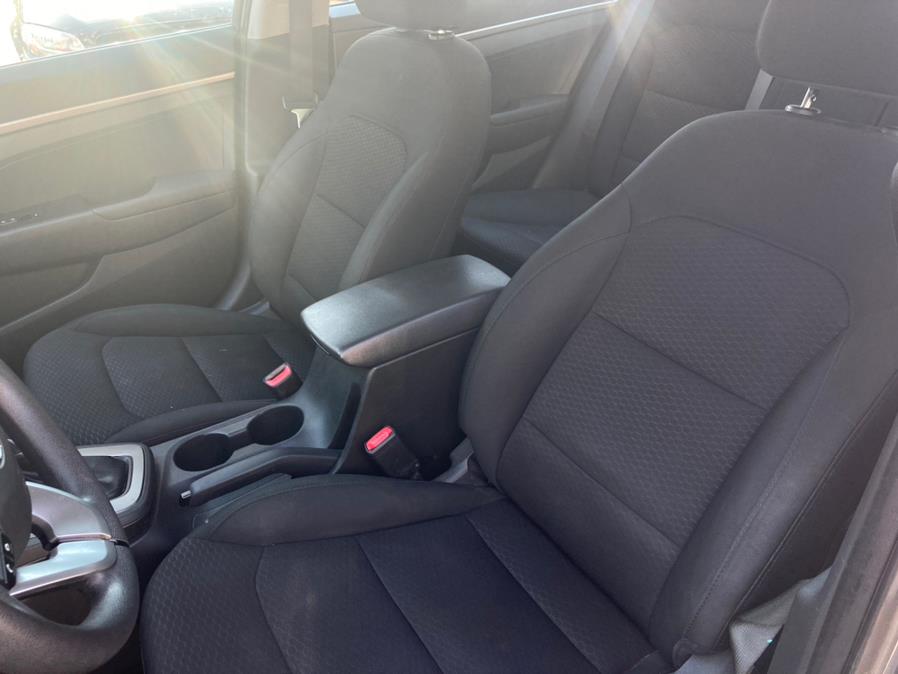 Used Hyundai Elantra SE Auto 2019 | Carsbuck Inc.. Brooklyn, New York Used Hyundai Elantra SE Auto 2019 | Carsbuck Inc.. Brooklyn, New York