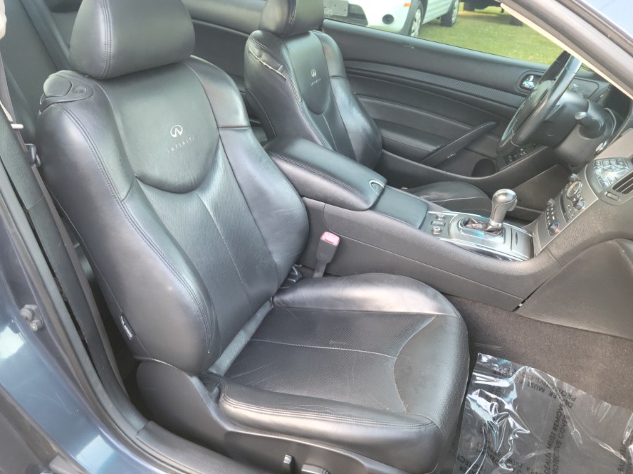2010 Infiniti G37 Coupe AWD 3.7 Loaded Navi Sport PKG, available for sale in East Windsor, Connecticut | Toro Auto. East Windsor, Connecticut 2010 Infiniti G37 Coupe AWD 3.7 Loaded Navi Sport PKG, available for sale in East Windsor, Connecticut | Toro Auto. East Windsor, Connecticut