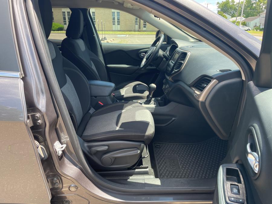 Used Jeep Cherokee 4WD 4dr Latitude 2014 | Lex Autos LLC. Hartford, Connecticut Used Jeep Cherokee 4WD 4dr Latitude 2014 | Lex Autos LLC. Hartford, Connecticut