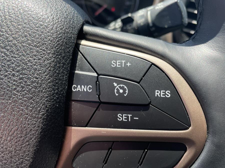 Used Jeep Cherokee 4WD 4dr Latitude 2014 | Lex Autos LLC. Hartford, Connecticut Used Jeep Cherokee 4WD 4dr Latitude 2014 | Lex Autos LLC. Hartford, Connecticut