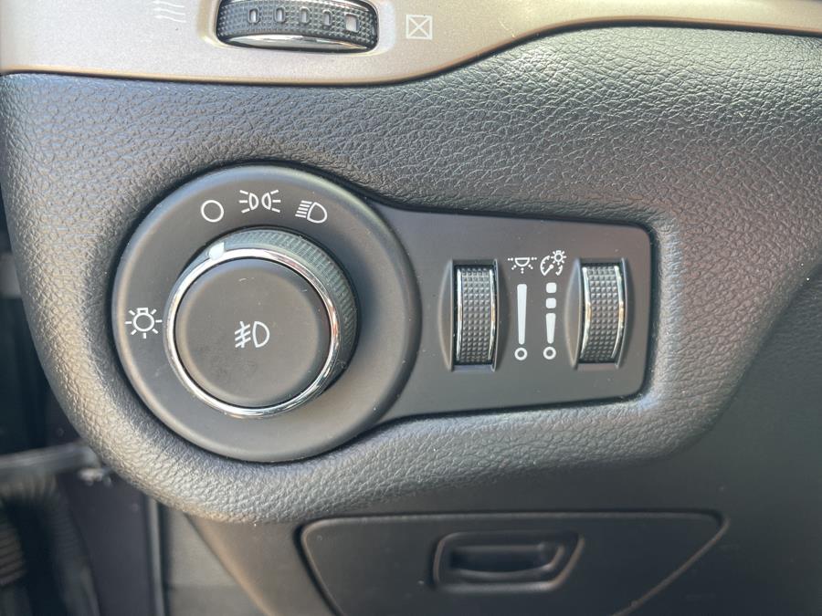 Used Jeep Cherokee 4WD 4dr Latitude 2014 | Lex Autos LLC. Hartford, Connecticut Used Jeep Cherokee 4WD 4dr Latitude 2014 | Lex Autos LLC. Hartford, Connecticut