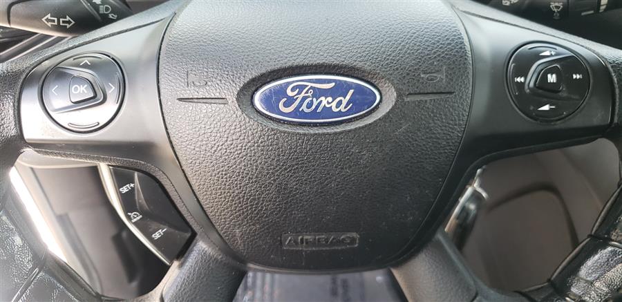 2013 Ford Escape FWD 4dr S, available for sale in Little Ferry, New Jersey | Victoria Preowned Autos Inc. Little Ferry, New Jersey 2013 Ford Escape FWD 4dr S, available for sale in Little Ferry, New Jersey | Victoria Preowned Autos Inc. Little Ferry, New Jersey