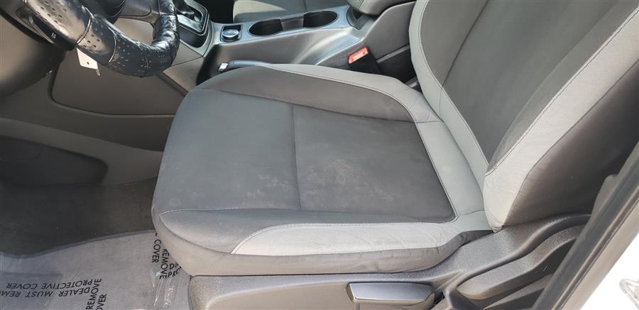2013 Ford Escape FWD 4dr S, available for sale in Little Ferry, New Jersey | Victoria Preowned Autos Inc. Little Ferry, New Jersey 2013 Ford Escape FWD 4dr S, available for sale in Little Ferry, New Jersey | Victoria Preowned Autos Inc. Little Ferry, New Jersey