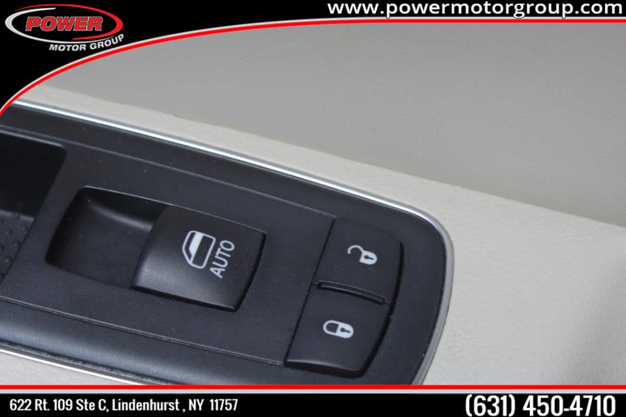2017 Chrysler 300 Limited RWD, available for sale in Lindenhurst, New York | Power Motor Group. Lindenhurst, New York 2017 Chrysler 300 Limited RWD, available for sale in Lindenhurst, New York | Power Motor Group. Lindenhurst, New York