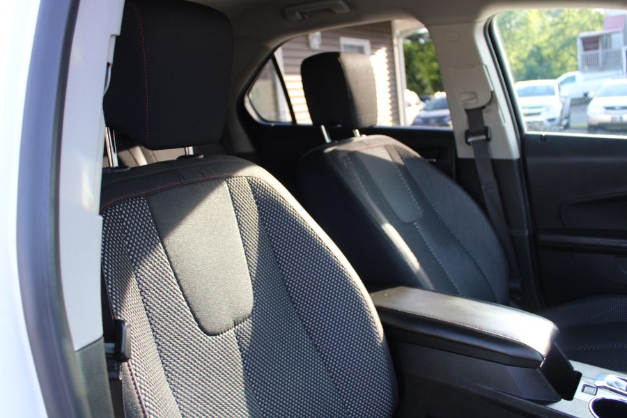 2015 Chevrolet Equinox AWD 4dr LT w/1LT, available for sale in Plantsville, Connecticut | Auto House of Luxury. Plantsville, Connecticut 2015 Chevrolet Equinox AWD 4dr LT w/1LT, available for sale in Plantsville, Connecticut | Auto House of Luxury. Plantsville, Connecticut