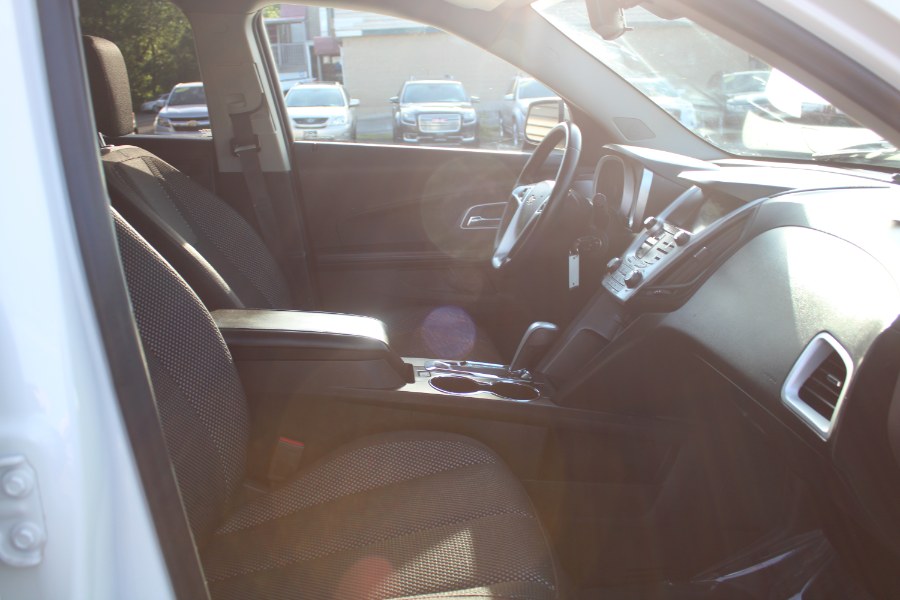 2015 Chevrolet Equinox AWD 4dr LT w/1LT, available for sale in Plantsville, Connecticut | Auto House of Luxury. Plantsville, Connecticut 2015 Chevrolet Equinox AWD 4dr LT w/1LT, available for sale in Plantsville, Connecticut | Auto House of Luxury. Plantsville, Connecticut