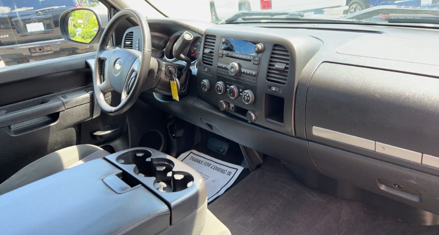 2013 Chevrolet Silverado 1500 4WD Reg Cab 119.0" LT, available for sale in Waterbury, Connecticut | West End Automotive Center. Waterbury, Connecticut 2013 Chevrolet Silverado 1500 4WD Reg Cab 119.0" LT, available for sale in Waterbury, Connecticut | West End Automotive Center. Waterbury, Connecticut