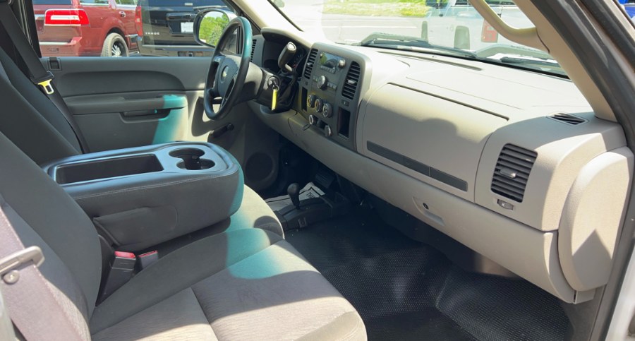 Used Chevrolet Silverado 1500 4WD Reg Cab 133.0" Work Truck 2012 | West End Automotive Center. Waterbury, Connecticut Used Chevrolet Silverado 1500 4WD Reg Cab 133.0" Work Truck 2012 | West End Automotive Center. Waterbury, Connecticut