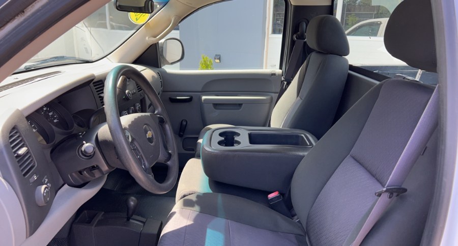 Used Chevrolet Silverado 1500 4WD Reg Cab 133.0" Work Truck 2012 | West End Automotive Center. Waterbury, Connecticut Used Chevrolet Silverado 1500 4WD Reg Cab 133.0" Work Truck 2012 | West End Automotive Center. Waterbury, Connecticut