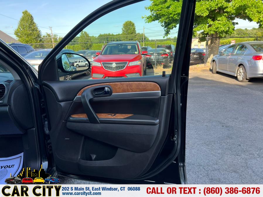 2011 Buick Enclave AWD 4dr CXL-1, available for sale in East Windsor, Connecticut | Car City LLC. East Windsor, Connecticut 2011 Buick Enclave AWD 4dr CXL-1, available for sale in East Windsor, Connecticut | Car City LLC. East Windsor, Connecticut