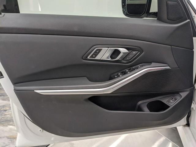 Used BMW 3 Series 330i xDrive w/ Navi & rearCam 2020 | Car Revolution. Maple Shade, New Jersey Used BMW 3 Series 330i xDrive w/ Navi & rearCam 2020 | Car Revolution. Maple Shade, New Jersey
