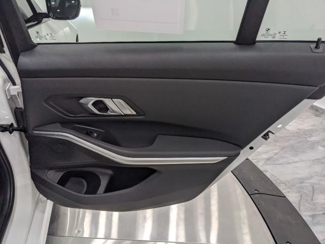 Used BMW 3 Series 330i xDrive w/ Navi & rearCam 2020 | Car Revolution. Maple Shade, New Jersey Used BMW 3 Series 330i xDrive w/ Navi & rearCam 2020 | Car Revolution. Maple Shade, New Jersey
