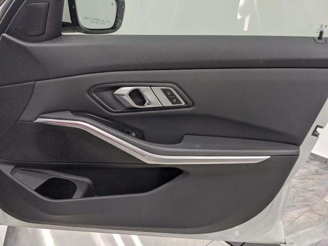 Used BMW 3 Series 330i xDrive w/ Navi & rearCam 2020 | Car Revolution. Maple Shade, New Jersey Used BMW 3 Series 330i xDrive w/ Navi & rearCam 2020 | Car Revolution. Maple Shade, New Jersey