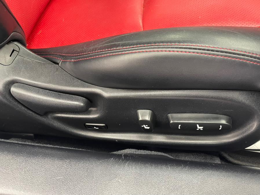 Used Lexus IS 350C 2dr Conv 2011 | Power Motors East. Massapequa Park, New York Used Lexus IS 350C 2dr Conv 2011 | Power Motors East. Massapequa Park, New York