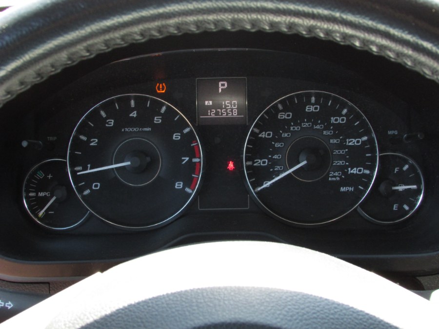 2012 Subaru Outback 4dr Wgn H4 Auto 2.5i Premium, available for sale in East Windsor, Connecticut | United Auto Sales of E Windsor, Inc. East Windsor, Connecticut 2012 Subaru Outback 4dr Wgn H4 Auto 2.5i Premium, available for sale in East Windsor, Connecticut | United Auto Sales of E Windsor, Inc. East Windsor, Connecticut