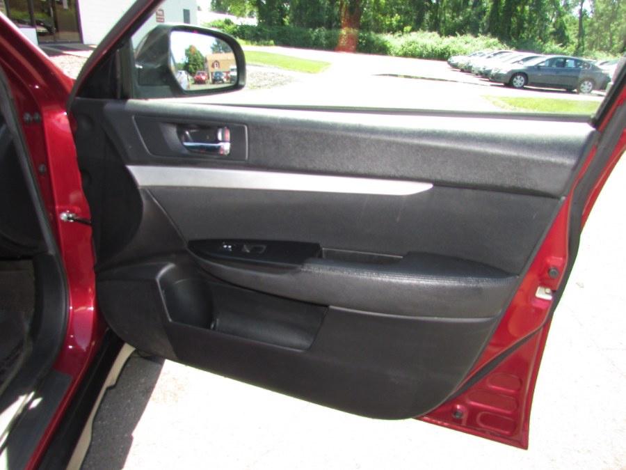 2012 Subaru Outback 4dr Wgn H4 Auto 2.5i Premium, available for sale in East Windsor, Connecticut | United Auto Sales of E Windsor, Inc. East Windsor, Connecticut 2012 Subaru Outback 4dr Wgn H4 Auto 2.5i Premium, available for sale in East Windsor, Connecticut | United Auto Sales of E Windsor, Inc. East Windsor, Connecticut