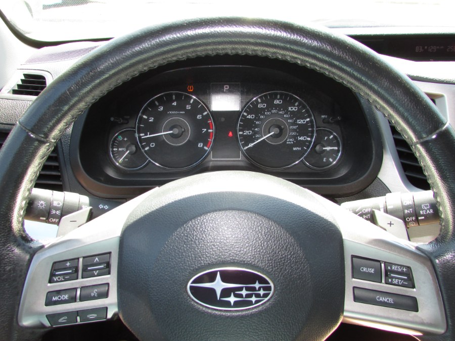 2012 Subaru Outback 4dr Wgn H4 Auto 2.5i Premium, available for sale in East Windsor, Connecticut | United Auto Sales of E Windsor, Inc. East Windsor, Connecticut 2012 Subaru Outback 4dr Wgn H4 Auto 2.5i Premium, available for sale in East Windsor, Connecticut | United Auto Sales of E Windsor, Inc. East Windsor, Connecticut