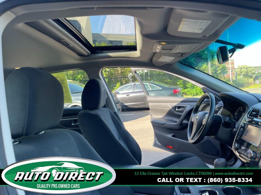 Used Nissan Altima 4dr Sdn I4 2.5 S 2015 | Auto Direct LLC. Windsor Locks, Connecticut Used Nissan Altima 4dr Sdn I4 2.5 S 2015 | Auto Direct LLC. Windsor Locks, Connecticut