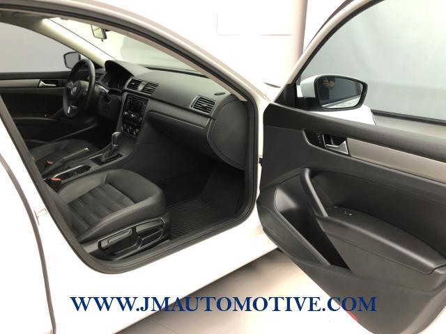 2015 Volkswagen Passat 4dr Sdn 1.8T Auto SE PZEV *Ltd Avai, available for sale in Naugatuck, Connecticut | J&M Automotive Sls&Svc LLC. Naugatuck, Connecticut 2015 Volkswagen Passat 4dr Sdn 1.8T Auto SE PZEV *Ltd Avai, available for sale in Naugatuck, Connecticut | J&M Automotive Sls&Svc LLC. Naugatuck, Connecticut