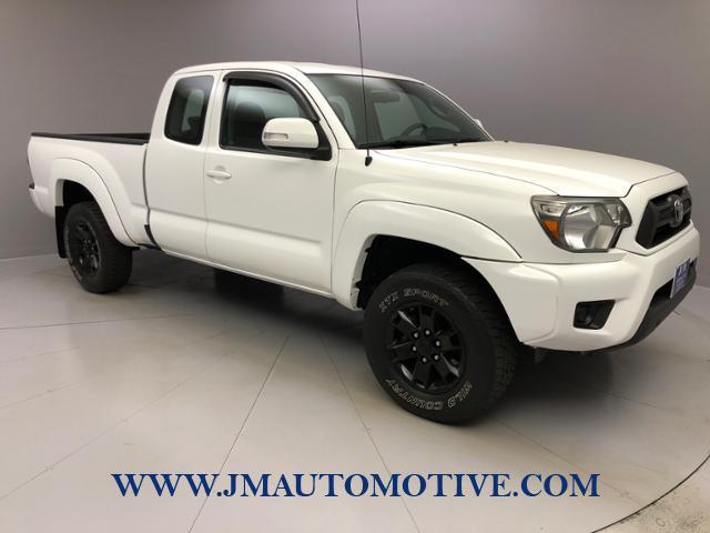 2015 Toyota Tacoma 4WD Access Cab I4 AT, available for sale in Naugatuck, Connecticut | J&M Automotive Sls&Svc LLC. Naugatuck, Connecticut 2015 Toyota Tacoma 4WD Access Cab I4 AT, available for sale in Naugatuck, Connecticut | J&M Automotive Sls&Svc LLC. Naugatuck, Connecticut