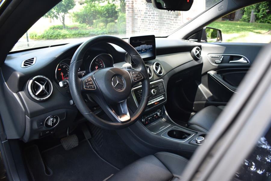 Used Mercedes-benz Cla CLA 250 4MATIC AWD 4dr Coupe 2019 | Camy Cars. Great Neck, New York Used Mercedes-benz Cla CLA 250 4MATIC AWD 4dr Coupe 2019 | Camy Cars. Great Neck, New York